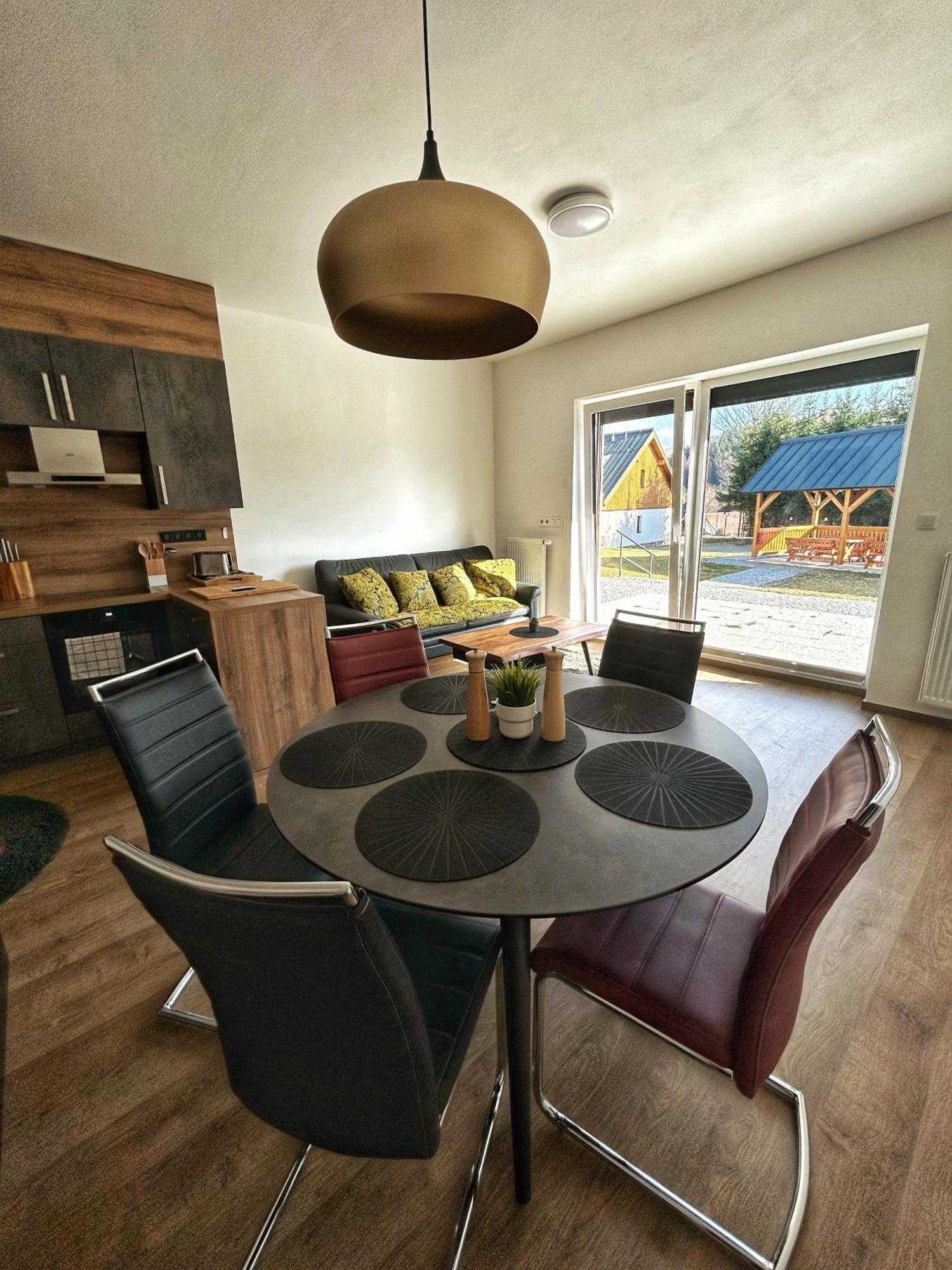 Apartman A3 Kasperky Slunny Moderni Apartman Na Horach كاسبيرسكي هوري المظهر الخارجي الصورة